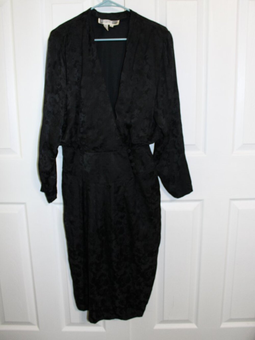 Vintage SK & Company Dress 100% Silk Long Sleeve Black Midi Floral Dress